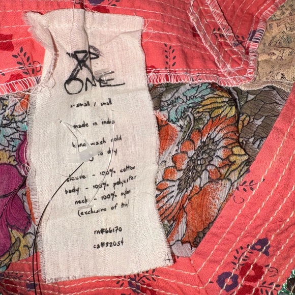 Free People Lace Sequins Boho Chic Sheer Short Sleeve Floral Blouse Size Small - Picture 5 of 5